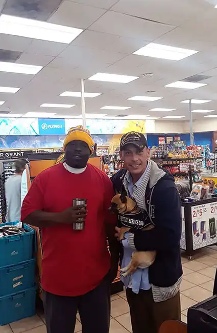 Truck stops frequent by the author David Haave we support Truck Divers rally -- David Haave